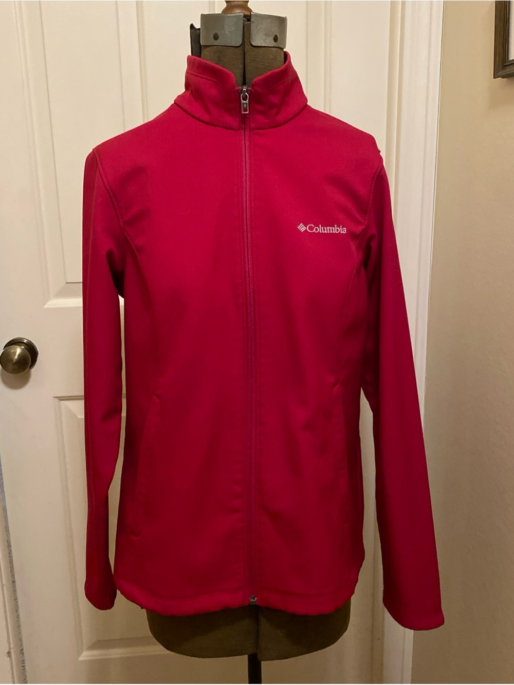 Columbia WOMENS Raspberry-Red Full-Zip Softshell Jacket